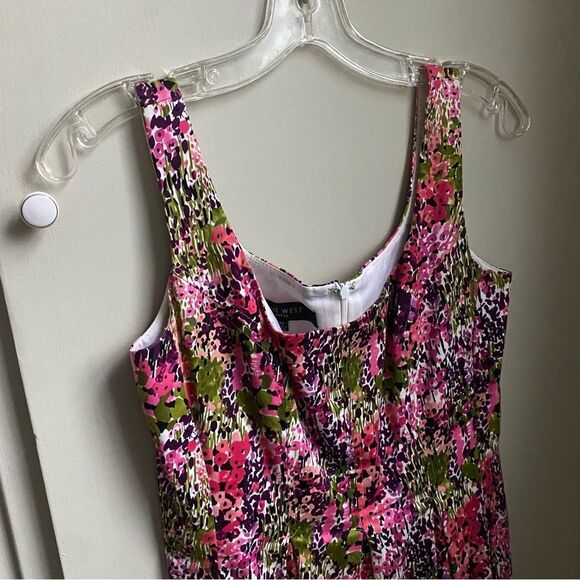 Floral Fit & Flare Dress - Picture 4 of 8